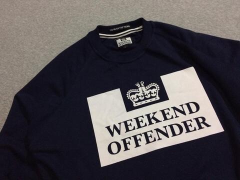 Crewneck Sweater Weekend Offender Navy Size M dan L