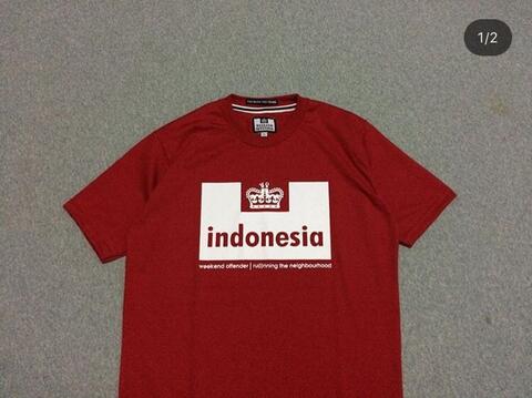 Kaos Weekend Offender Indonesia Size M dan L