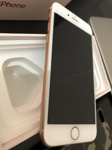 iPhone 8 Gold 64gb. Mulusss. Lengkap Fullset Original. Garansi Resmi.