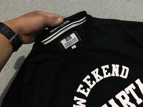 Kaos Weekend Offender Jakarta Series Black