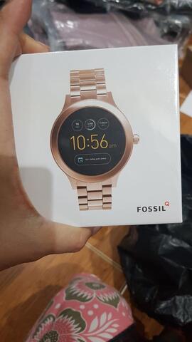 jam tangan fossil smartwatch