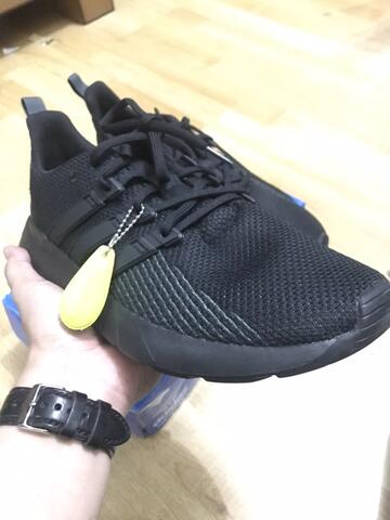 adidas questar flow full black
