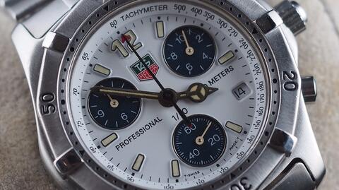 TAG HEUER PROFESSIONAL CHRONOGRAPH SS STEEL QUARTZ PANDA DIAL 39MM