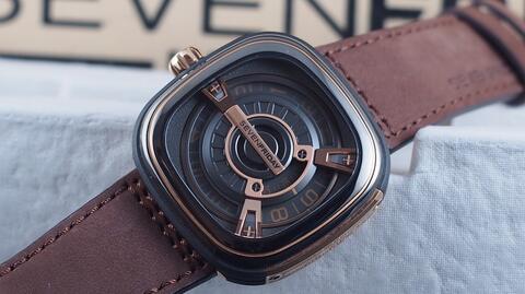 sevenfriday rose gold