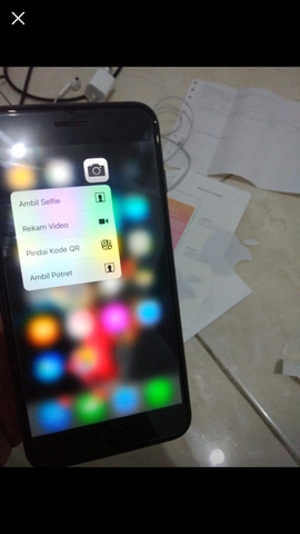 iphone 8+ 64gb