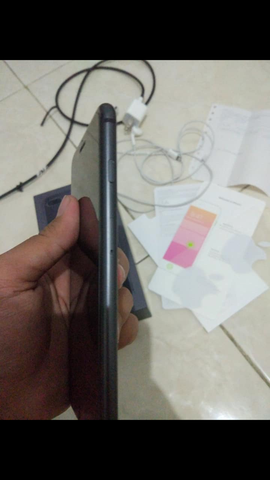 iphone 8+ 64gb