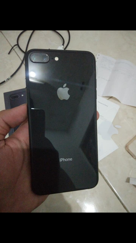 iphone 8+ 64gb