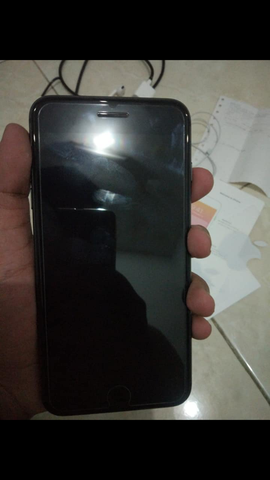 iphone 8+ 64gb