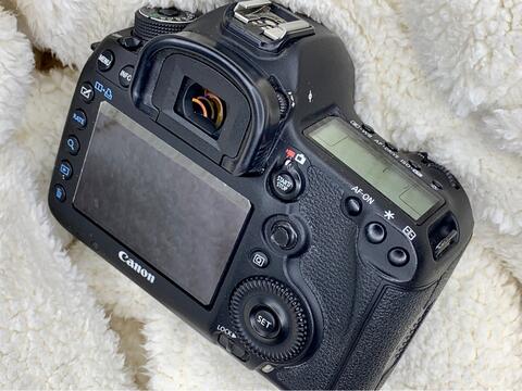 CANON EOS 5D mark III SC 27rb body only
