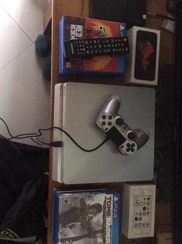 WTS Ps4 Silver Edition