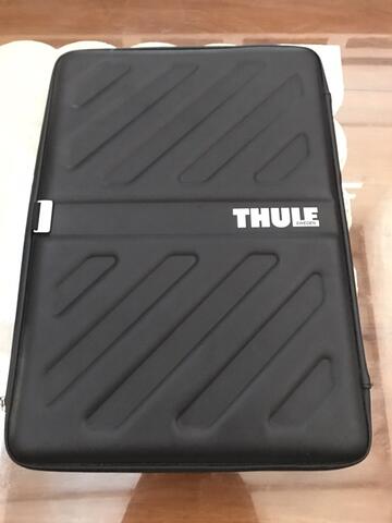 Hardcase Thule macbook pro 15" ori