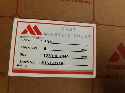 Toko acrylic lembaran Tangerang uk triplek 122x244 6mm Doff / Putih Solid