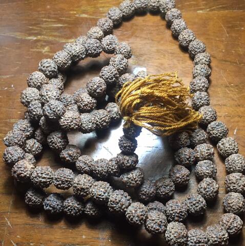 tasbih genitri lawas