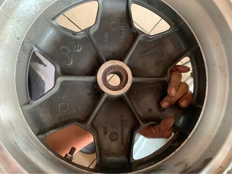 velg blkg suzuki burgman 250