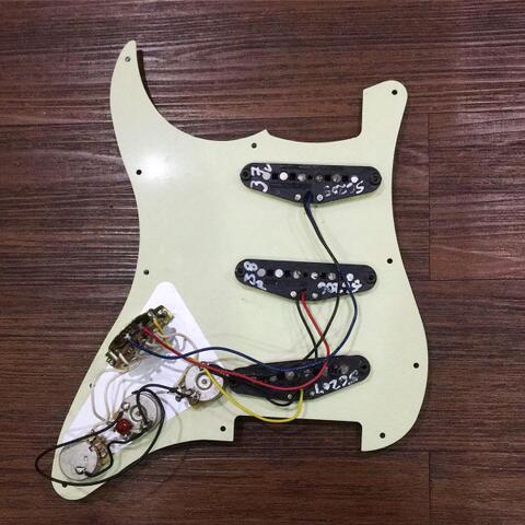 fender american standard strat pickups