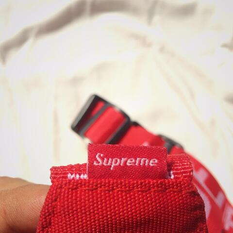 Tas Supreme Merah Waist Bag Supreme Red SS18