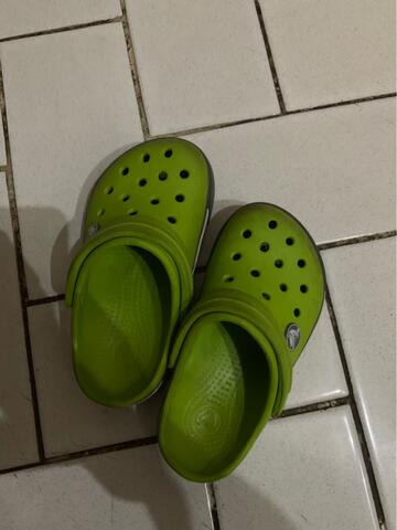 crocs 1 3