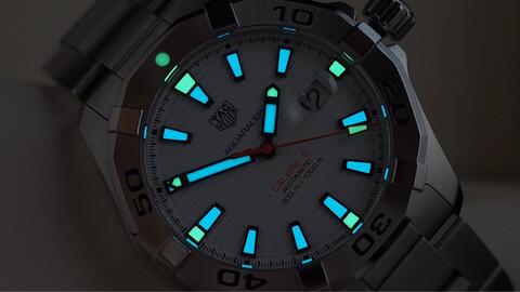 TAG HEUER AQUARACER 300M AUTOMATIC CALIBRE 5 WHITE DIAL 43MM