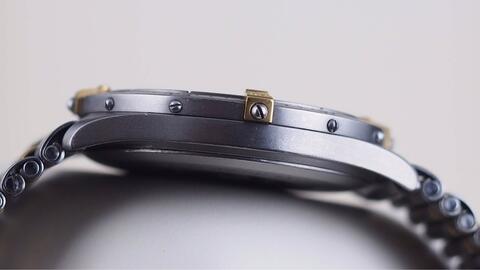 BREITLING AEROSPACE TITANIUM QUARTZ GREY DIAL 40MM