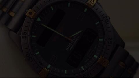 BREITLING AEROSPACE TITANIUM QUARTZ GREY DIAL 40MM