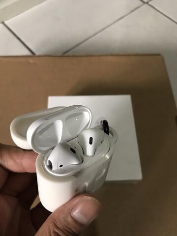 Airpods second (first gen)