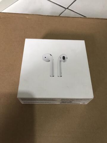 Airpods second (first gen)
