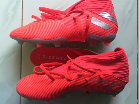 sepatu bola adidas nemeziz junior