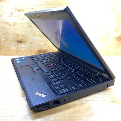 Laptop Lenovo ThinkPad X230 Core i5 Ram 4GB Hdd 320GB Termurah betet89