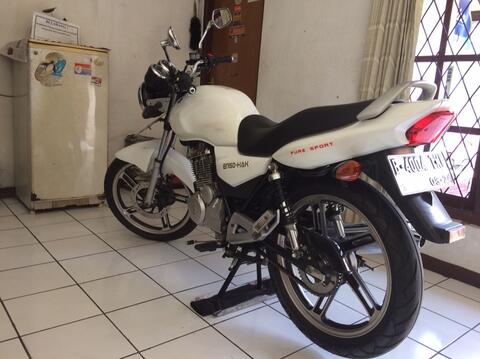Suzuki New Thunder 2013