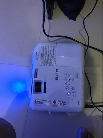 Proyektor Epson EB-X400