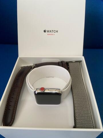 Apple watch seri 3 GPS + seluler tombol merah mulus