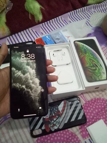 iphone xs max 64Gb fullshet masih bergaransi