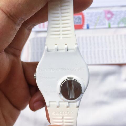 Jam Tangan Swatch SUAN100D Warna Putih