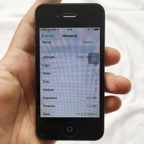 iPhone 4 8GB Black / Hitam