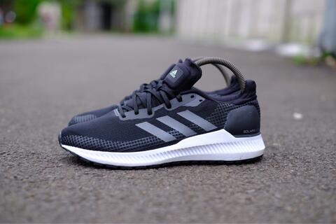 sepatu adidas solar blaze