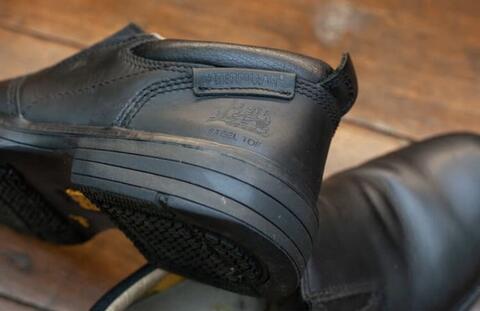 cat conclude steel toe