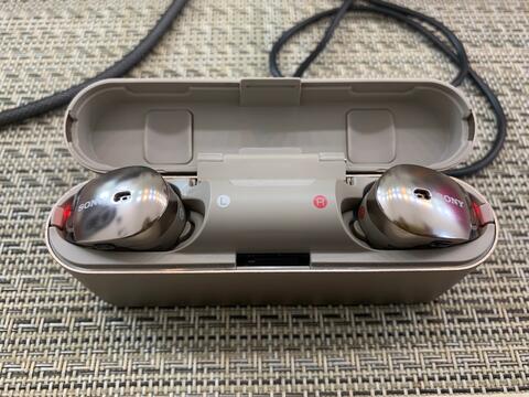 Terjual SONY WF-1000MX noise cancelling tws mulus terawat | KASKUS