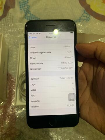 iphone 7 32gb hitam. minus fingerprint jual murah. (TANGERANG)