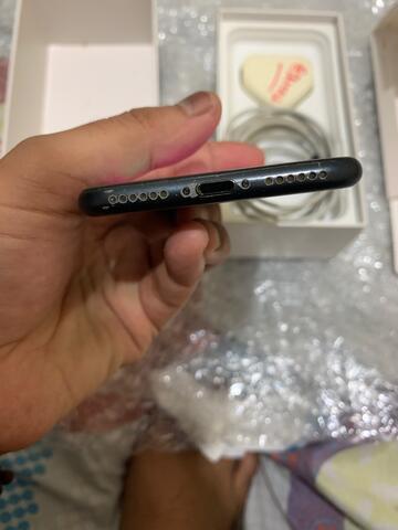 iphone 7 32gb hitam. minus fingerprint jual murah. (TANGERANG)
