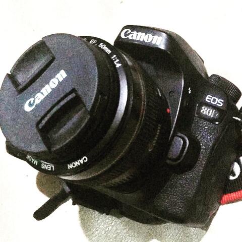 canon 80d lensa fix 50mm f/1.4