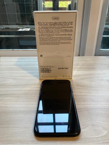 iPhone XR 128gb Hitam Dual Nano Sim. SUPER ISTIMEWA.