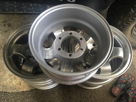 velg glorvic r15 trooper hardtop blazer dll
