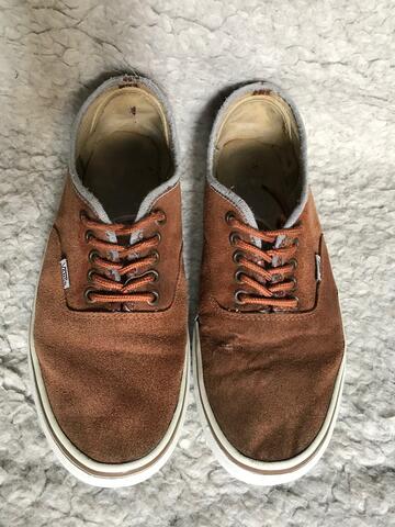 brown vans era