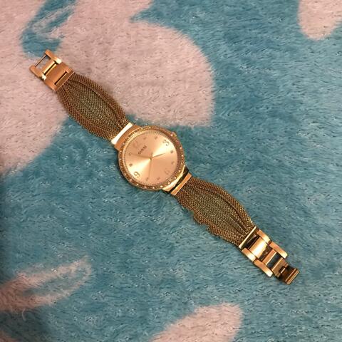 dijual jam tangan cewek guess dijamin original
