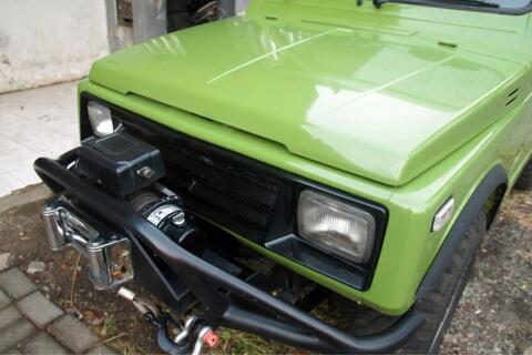 Katana Istimewa Satu Tangan