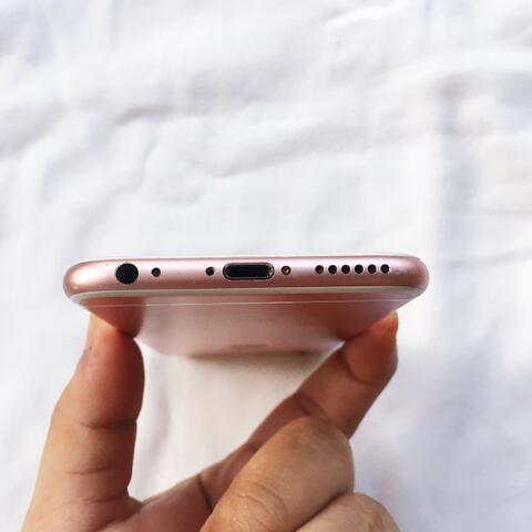 Dijual iPhone 6s 64 GB Rose Gold