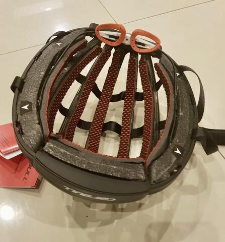 Carbull Folded Helmet
