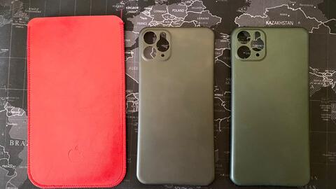 Leather Pouch / Sleeve (Textured) Case iPhone 11 Pro Max (2019) Red