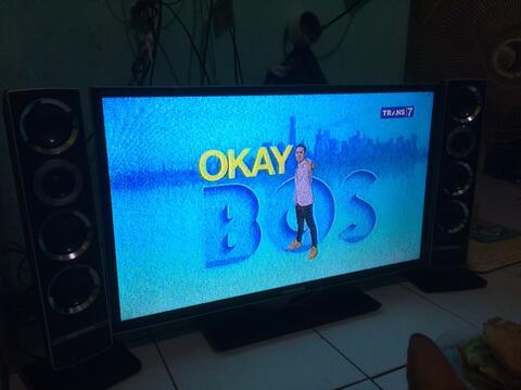 Terjual tv led polytron 32 inc speaker 