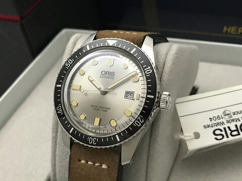 ORIGINAL ORIS HERITAGE DIVER 65 AUTOMATIC DATE STEEL 42MM
